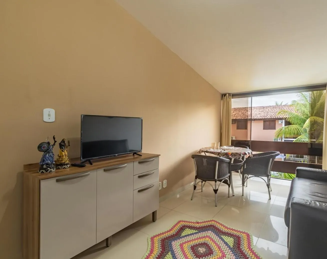 Apart-Hotel A 400M Da Praia De Taperapuan Porto Seguro 0*,  Brazil